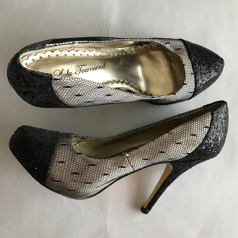 Lulu Townsend Lacy Heels size 7.5
